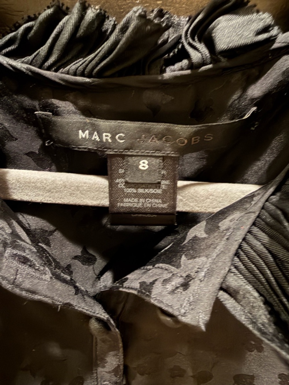 MARC JACOBS Women’s Black Silk Floral Ruffle-Neck Long Sleeve Blouse Size 8 - Picture 3 of 6